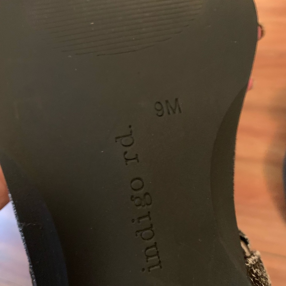 🆕❤️Indigo rd. Booties - Picture 3 of 6